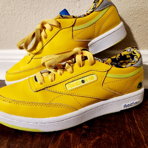 "USED" Reebok Unisex-Child Club C Sneaker - Picture 6 of 8